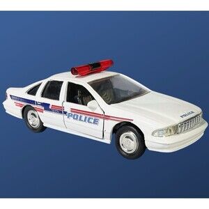 TRENTON NJ STATE CAPITAL POLICE Car 1997 Chevrolet Caprice Road Champs